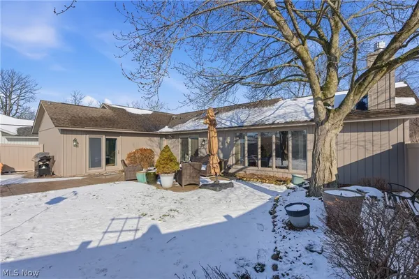 Property Slideshow image 2 of 28 | 32933 woodspring cir, North Ridgeville, OH, 44039