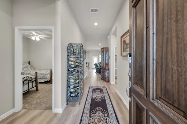 Property Slideshow image 3 of 34 | 14007 autumn creek ct, Conroe, TX, 77384