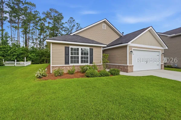 Property Slideshow image 2 of 28 | 112 lakeway dr, Bluffton, SC, 29910