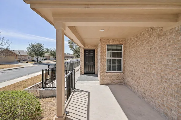 Property Slideshow image 2 of 40 | 101 paint creek ln, Georgetown, TX, 78633