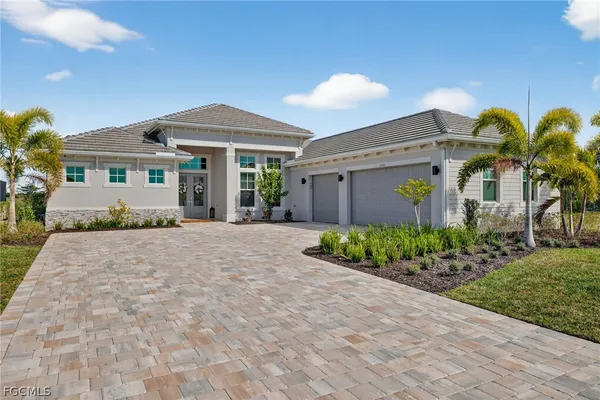 Property Slideshow image 2 of 50 | 17395 blue sapphire dr, Fort Myers, FL, 33913