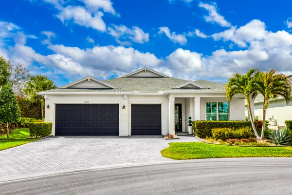 Property Slideshow image 2 of 41 | 642 se goldenrod rd, Port St Lucie, FL, 34984