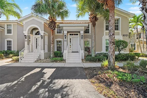 Property Slideshow image 2 of 46 | 10121 colonial country club blvd 1802, Fort Myers, FL, 33913