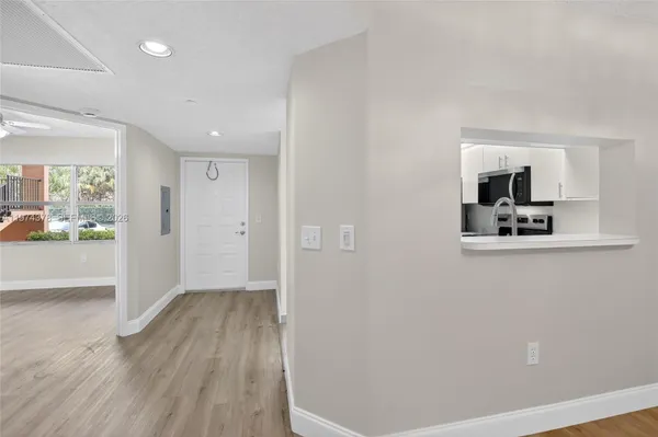 Property Slideshow image 2 of 48 | 701 sw 142nd ave 113s, Pembroke Pines, FL, 33027