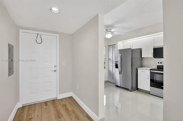 Property Slideshow image 3 of 48 | 701 sw 142nd ave 113s, Pembroke Pines, FL, 33027