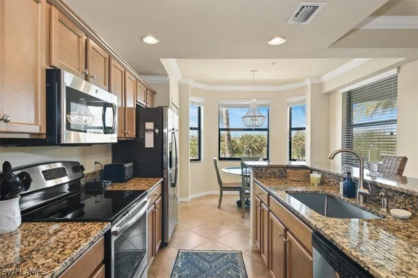 Property Slideshow image 3 of 18 | 9816 giaveno cir 1326, Naples, FL, 34113