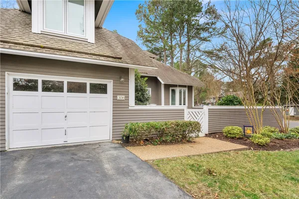 Property Slideshow image 3 of 48 | 308 moodys run, Williamsburg, VA, 23185