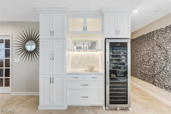 Property Slideshow image 2 of 47 | 14220 royal harbour ct 712, Fort Myers, FL, 33908