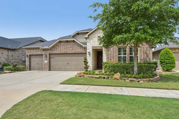 Property Slideshow image 3 of 31 | 5635 ivory cove ln, Fulshear, TX, 77441