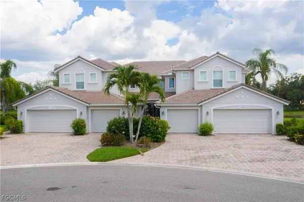 Property Slideshow image 2 of 35 | 13110 pebblebrook point cir 102, Fort Myers, FL, 33905