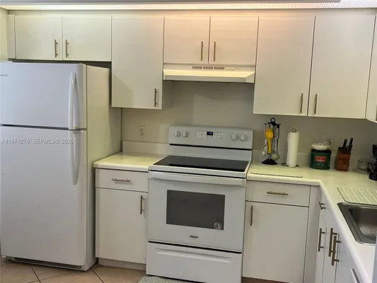 Property Slideshow image 2 of 37 | 13105 sw 16th ct 313l, Pembroke Pines, FL, 33027