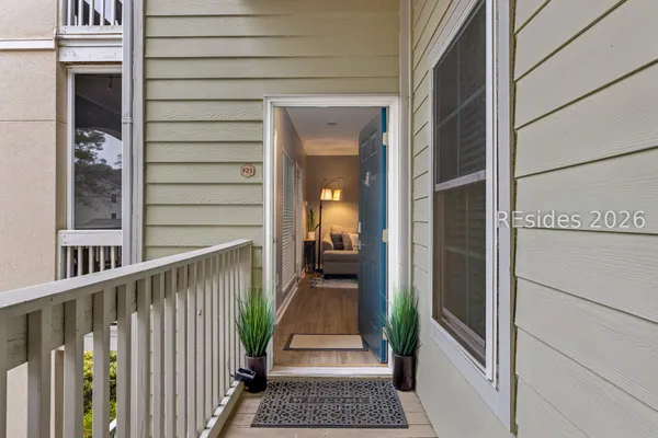 Property Slideshow image 3 of 47 | 380 marshland rd f23, Hilton Head Island, SC, 29926
