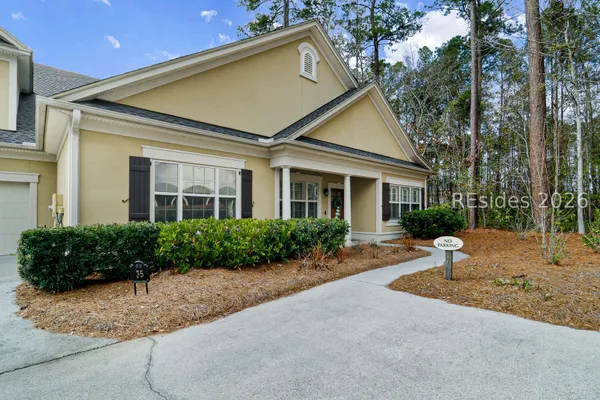 Property Slideshow image 2 of 51 | 35 heartwood ct 1215, Bluffton, SC, 29910