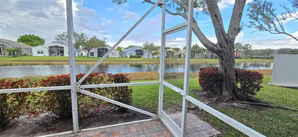 Property Slideshow image 3 of 31 | 8214 bellafiore way, Boynton Beach, FL, 33472