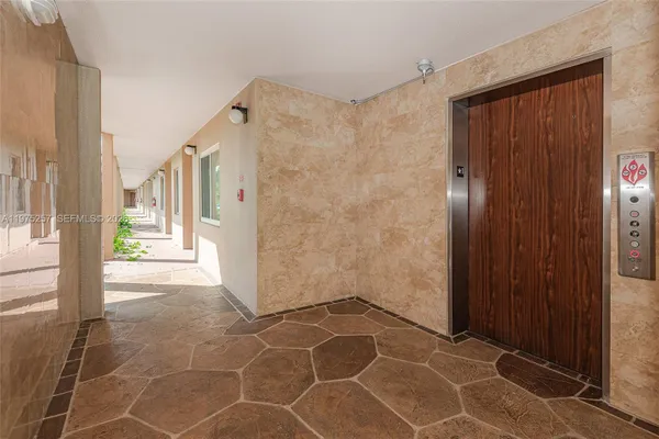 Property Slideshow image 2 of 44 | 1200 sw 137th ave 402e, Pembroke Pines, FL, 33027