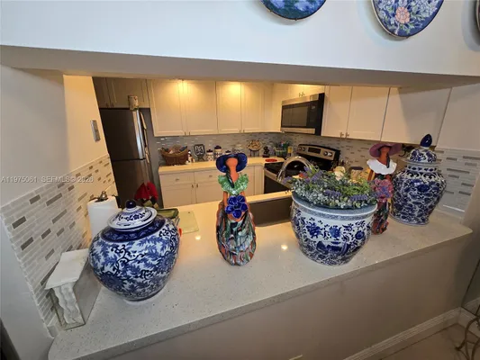Property Slideshow image 3 of 72 | 1000 sw 125th ave 412n, Pembroke Pines, FL, 33027