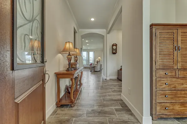 Property Slideshow image 3 of 34 | 132 chestnut bay, Spring, TX, 77382
