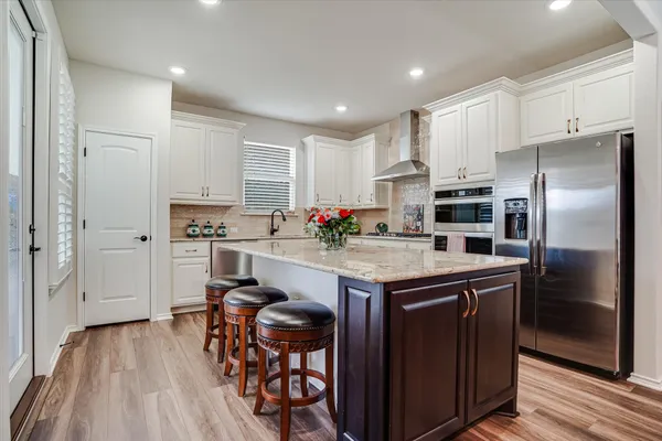 Property Slideshow image 3 of 19 | 213 coachsmith st, Georgetown, TX, 78633