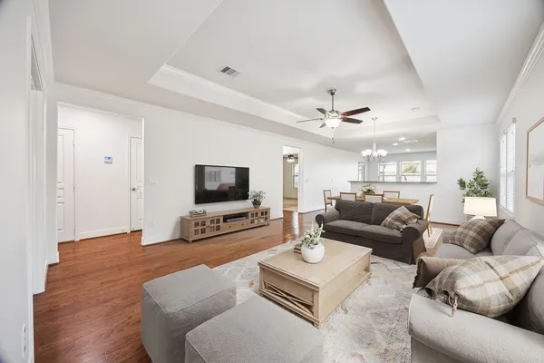 Property Slideshow image 3 of 17 | 342 ranch house lane ln, Richmond, TX, 77469