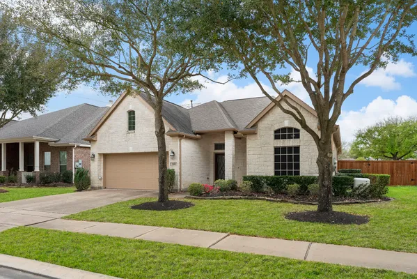 Property Slideshow image 2 of 50 | 9411 trinity trail ct, Cypress, TX, 77433