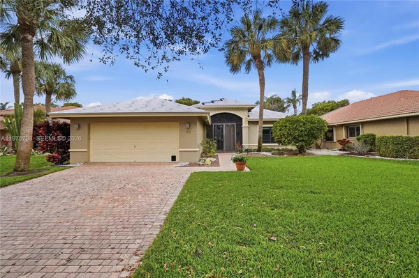Property Slideshow image 2 of 68 | 7771 via grande, Boynton Beach, FL, 33437