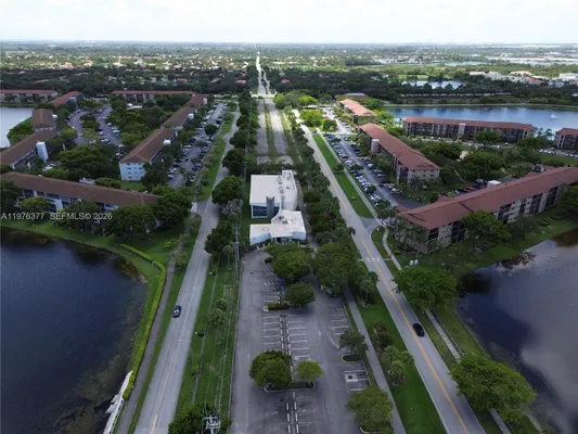 Property Slideshow image 2 of 39 | 12500 sw 5th ct 307m, Pembroke Pines, FL, 33027