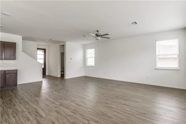 Property Slideshow image 2 of 37 | 712 affazia ln, Georgetown, TX, 78628