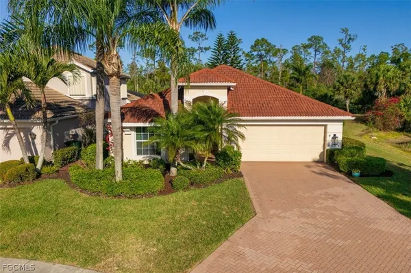 Property Slideshow image 2 of 50 | 9014 shadow glen way, Fort Myers, FL, 33913