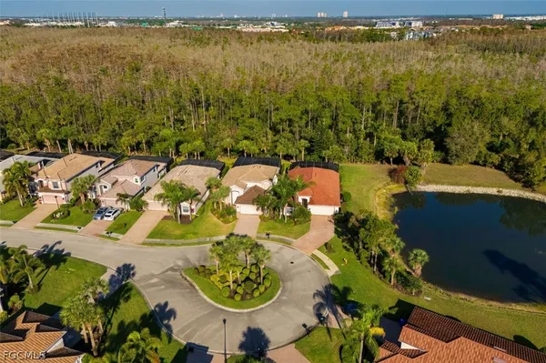 Property Slideshow image 3 of 50 | 9014 shadow glen way, Fort Myers, FL, 33913