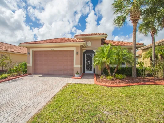Property Slideshow image 2 of 36 | 6360 astor pl, Vero Beach, FL, 32966