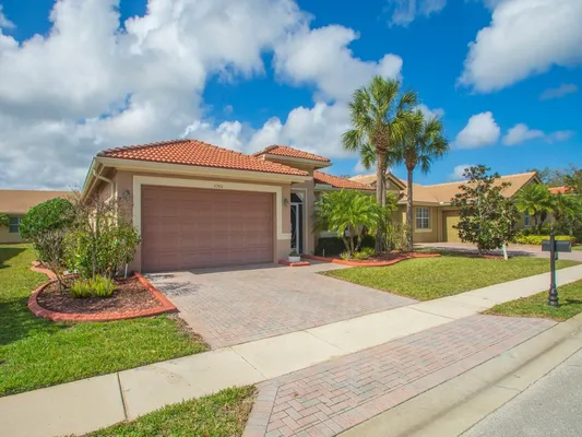 Property Slideshow image 3 of 35 | 6360 astor pl, Vero Beach, FL, 32966