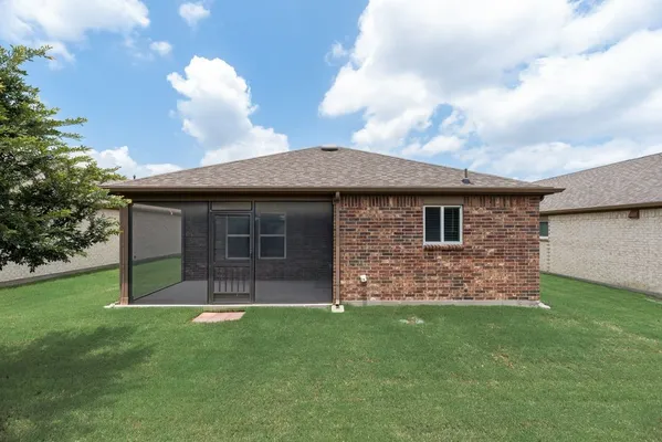 Property Slideshow image 3 of 32 | 816 hidden eddy dr, Mckinney, TX, 75071