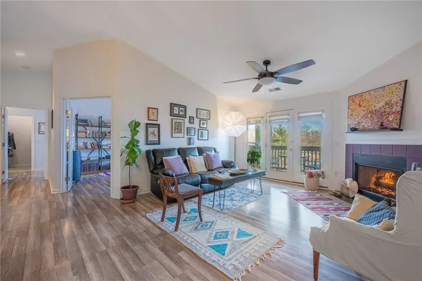 Property Slideshow image 3 of 39 | 1800 waterstone 207, Miamisburg, OH, 45342