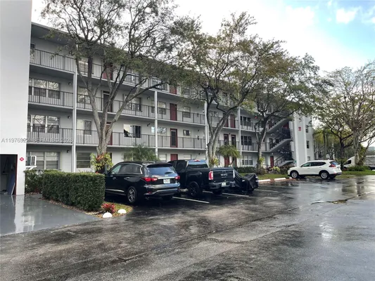 Property Slideshow image 2 of 17 | 1301 sw 134th way 312b, Pembroke Pines, FL, 33027