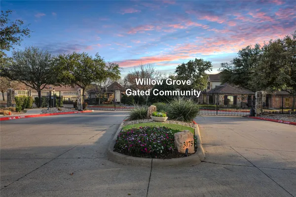 Property Slideshow image 2 of 40 | 3075 willow grove blvd 504, Mckinney, TX, 75070