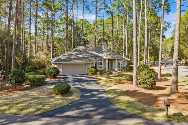 Property Slideshow image 3 of 41 | 2 hummingbird ct, Hilton Head Island, SC, 29926