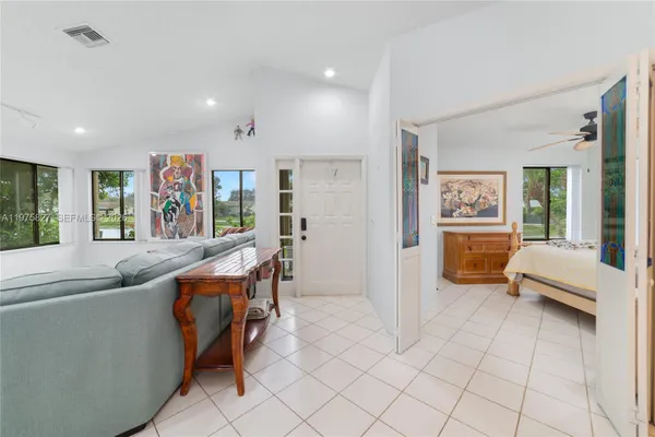 Property Slideshow image 3 of 52 | 3010 nw 12th st d, Delray Beach, FL, 33445