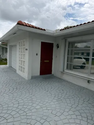 Property Slideshow image 3 of 56 | 4958 nw 48th ave, Tamarac, FL, 33319