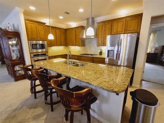 Property Slideshow image 2 of 32 | 416 brazos dr, Georgetown, TX, 78628