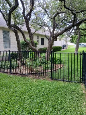 Property Slideshow image 3 of 34 | 416 brazos dr, Georgetown, TX, 78628