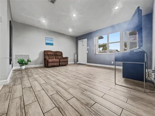 Property Slideshow image 2 of 18 | 6960 nw 11th ct, Margate, FL, 33063