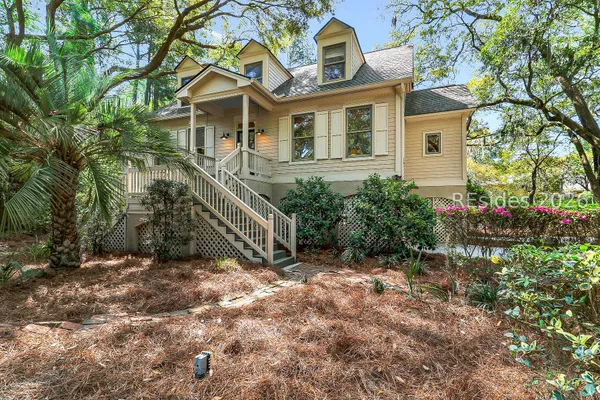 Property Slideshow image 2 of 81 | 19 salt wind way, Hilton Head Island, SC, 29926