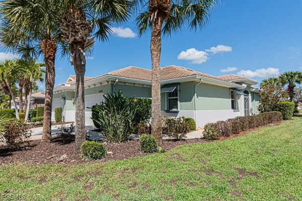 Property Slideshow image 3 of 50 | 10615 camarelle cir, Fort Myers, FL, 33913