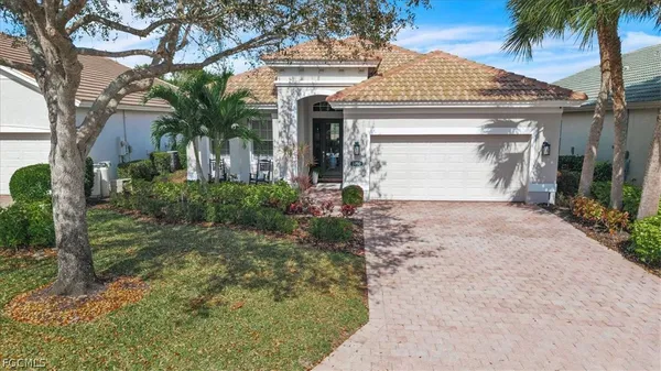 Property Slideshow image 3 of 50 | 3750 lakeview isle ct, Fort Myers, FL, 33905