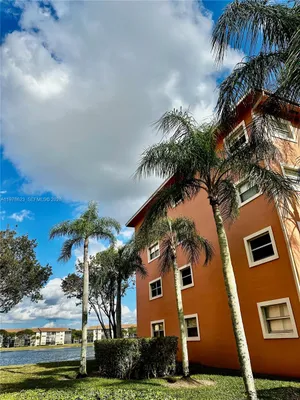 Property Slideshow image 3 of 18 | 601 sw 141st ave 101p, Pembroke Pines, FL, 33027