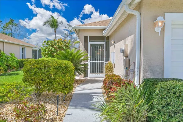 Property Slideshow image 3 of 50 | 14147 mystic seaport way, Fort Myers, FL, 33919