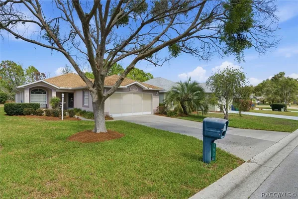 Property Slideshow image 2 of 34 | 1883 w shanelle path, Lecanto, FL, 34461