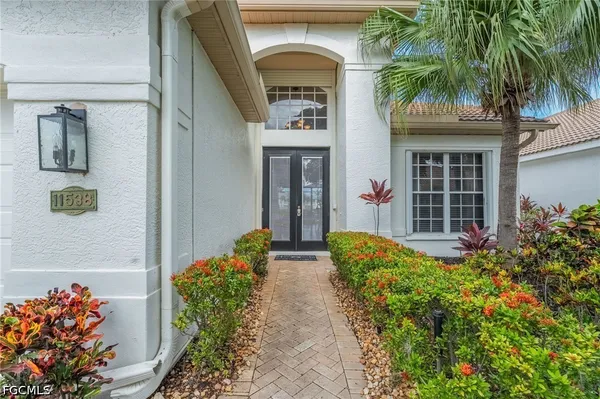 Property Slideshow image 2 of 49 | 11538 osprey landing way, Fort Myers, FL, 33908