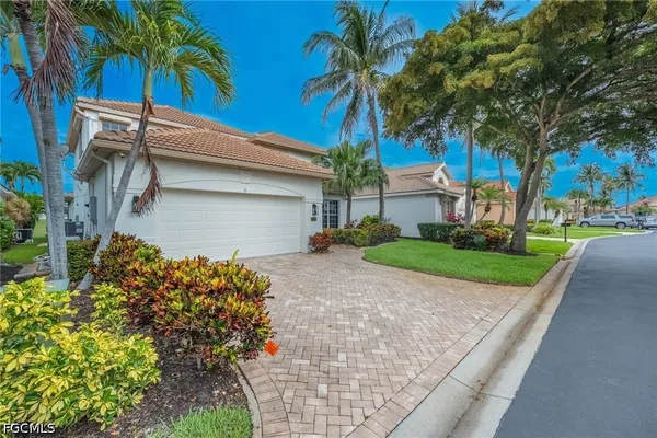 Property Slideshow image 3 of 49 | 11538 osprey landing way, Fort Myers, FL, 33908