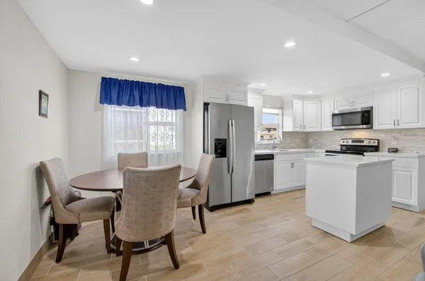 Property Slideshow image 3 of 50 | 60 brittany b, Delray Beach, FL, 33446